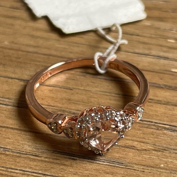 DELMAR Morganite & Diamond Halo Heart Ring - 0.01 ctw - Picture 3 of 5
